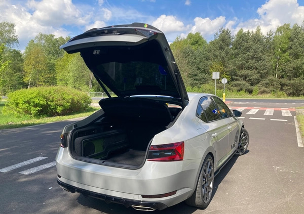 Skoda Superb cena 168510 przebieg: 51086, rok produkcji 2021 z Kłodawa małe 79